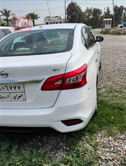 نیسان سێنترا